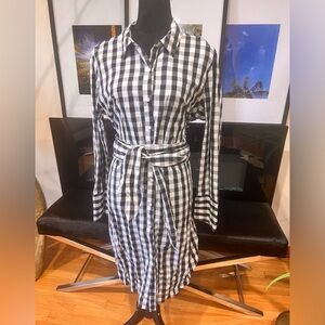 Who What Wear ladies black and white dress - size XL